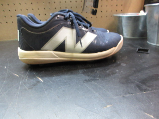 Load image into Gallery viewer, Used New Balance Baseball Cleats size 4 Navy
