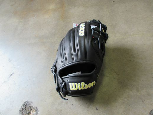 New Wilson A2000 Classic 1788 11.25" Leather Glove - RHT