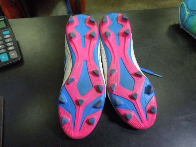 Load image into Gallery viewer, Used Adidas Goletto IX Soccer Cleats Size 6

