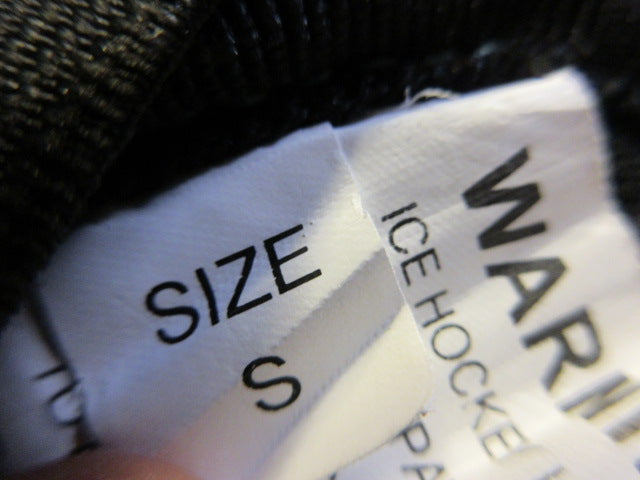 Load image into Gallery viewer, Used True Kids Size Small Ice Hockey Shoulder Pads
