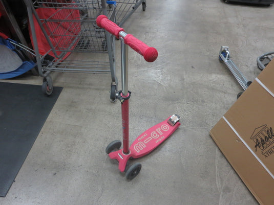 Used Micro Maxi Fold Up Scooter in Pink