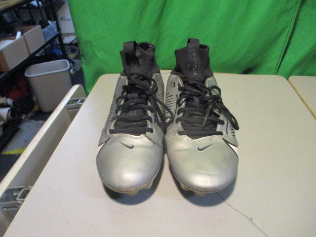 Load image into Gallery viewer, Used Nike Vapor Size 10 Football Cleats
