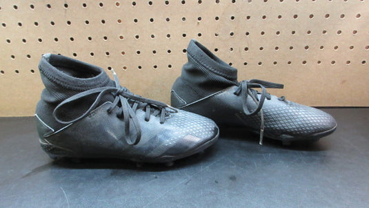 Used Adidas Predator Demon Scale Soccer Cleats - Size 3.5