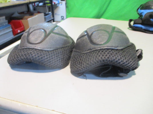 Used Black Youth Skating Knee Pads
