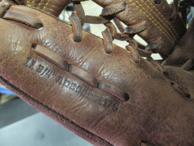 Load image into Gallery viewer, Used Wilson A800 11.75" Baseball Glove
