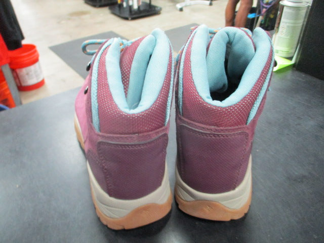 Load image into Gallery viewer, Used Columbia Waterproof Womens Size 10 Hiking Shoes
