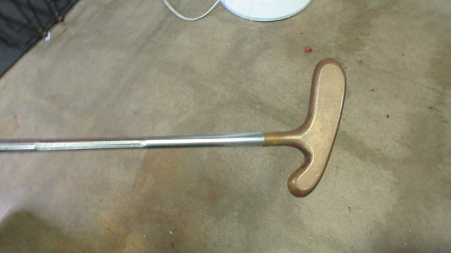 Load image into Gallery viewer, Used Bulls Eye Acushnet John Reuter Jr STD M6 S 36&quot; Dual Putter
