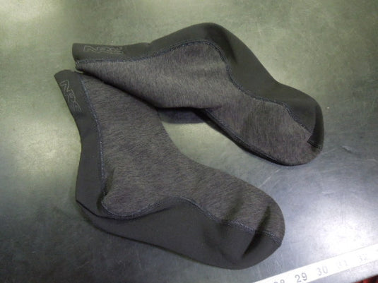 Used NRS Dive Socks Size M