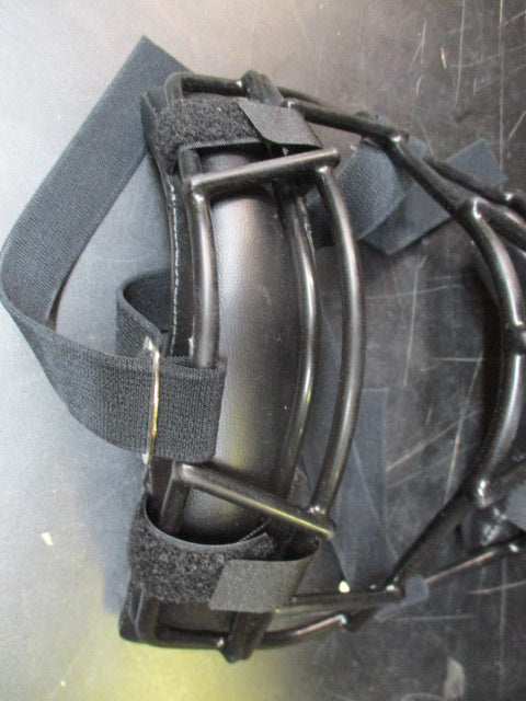 Load image into Gallery viewer, Catcher's Mask
