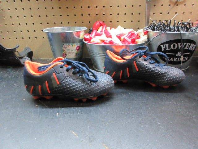 Load image into Gallery viewer, Used Hawkwell Kids Soccer Cleats - Size 10
