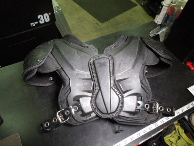 Load image into Gallery viewer, Used Xenith Velocity 2 Football Shoulder Pads Size Med 17-18"
