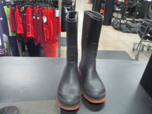 Used Size 2 Rain Boots