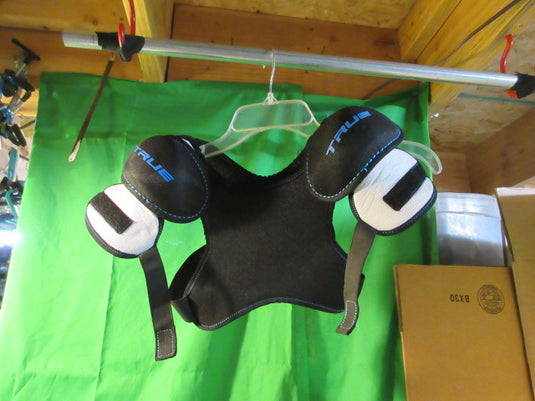 Used True Kids Size Small Ice Hockey Shoulder Pads
