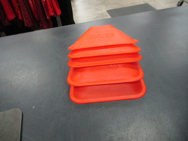 Load image into Gallery viewer, Used Sklz Set Of 5 Square Cones
