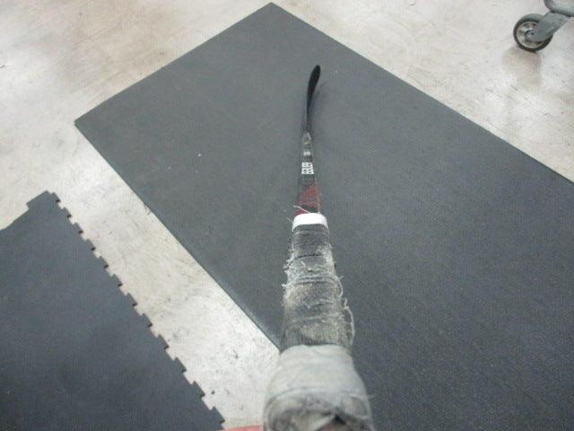 Load image into Gallery viewer, Used Bauer Vapor Flylite 61&quot; Hockey Stick - LH

