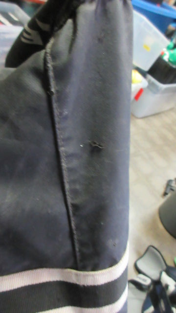Load image into Gallery viewer, Used Easton Shewolves 82 Hockey Duffle Bag - wear
