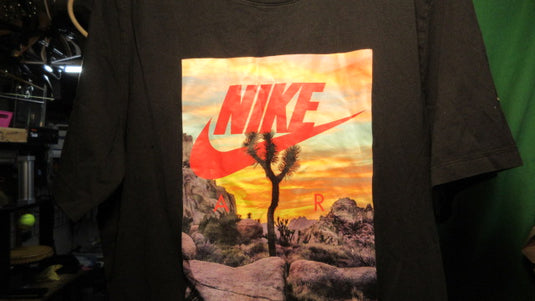 Used Nike Sportswear Joshua Tree Sunset T-shirt - Size Large