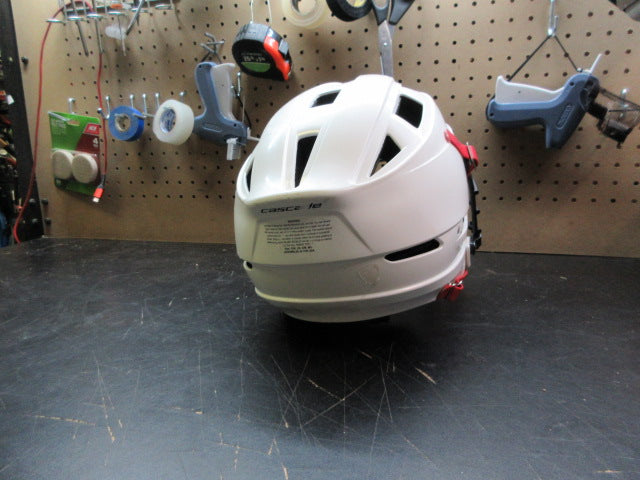 Load image into Gallery viewer, Used Cascade CPV-R Lacrosse Helmet - Size Medium/Large
