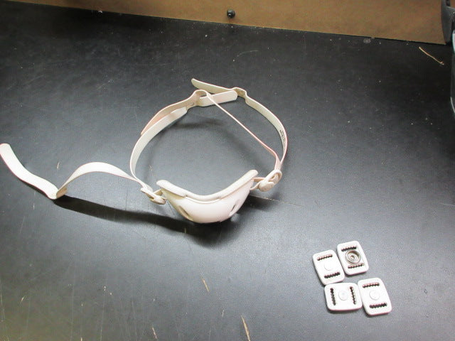 Load image into Gallery viewer, Used Star Sport Chin Strap
