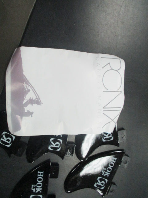 Load image into Gallery viewer, Used RONIX Carbon Thruster Jason Standley RNX-15-00102 55&quot; Wake Surfer
