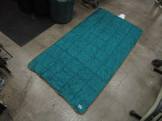Used Kelty Bestie Blanket with Carry Bag