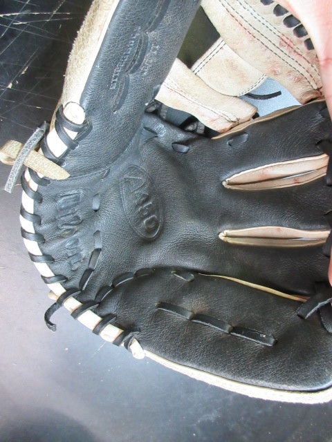 Load image into Gallery viewer, Used Wilson A450 11.5" Glove - RHT
