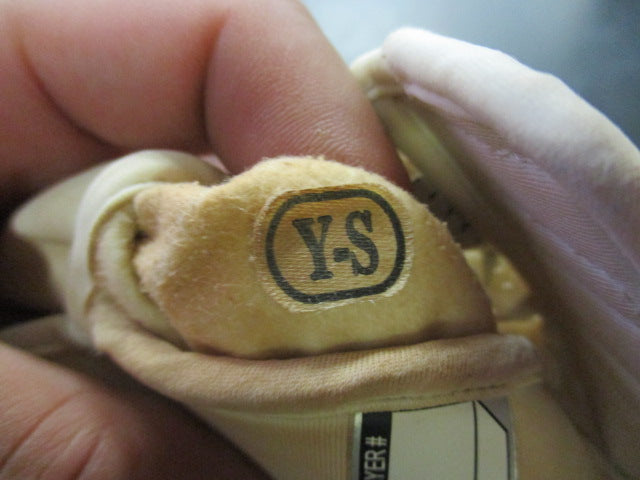 Load image into Gallery viewer, Used Nike Youth Small Batting Gloves

