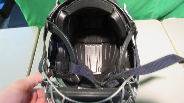 Load image into Gallery viewer, Used CCM FL 40 Hockey Helmet (Broken Adj Latch)
