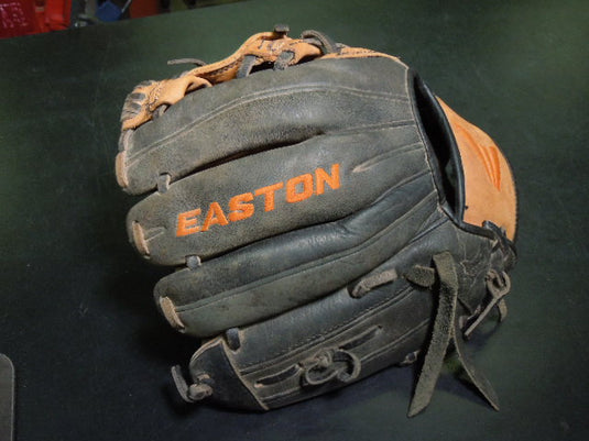 Used Easton Future Legend 11" Youth Pro Model FL1100BKTN RHT Infield Glove