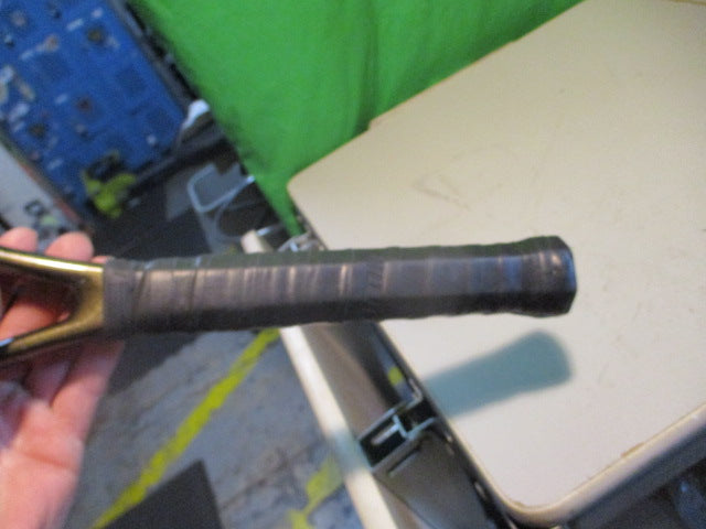 Load image into Gallery viewer, Used Prince Thunder 970 19" Tennis Racquet
