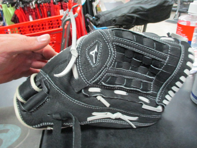 Load image into Gallery viewer, Used Mizuno Shadow 13&quot; Glove - RHT

