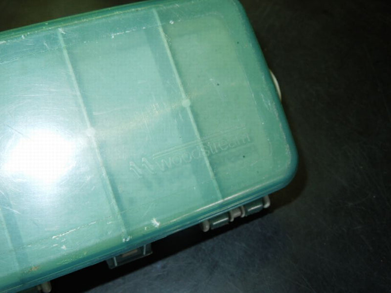 Load image into Gallery viewer, Used Woodstream Double Sided Tackle Box 6" x 3.5"
