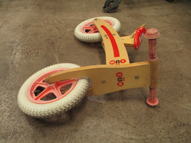 Load image into Gallery viewer, Used Zum 12" Balance Bike
