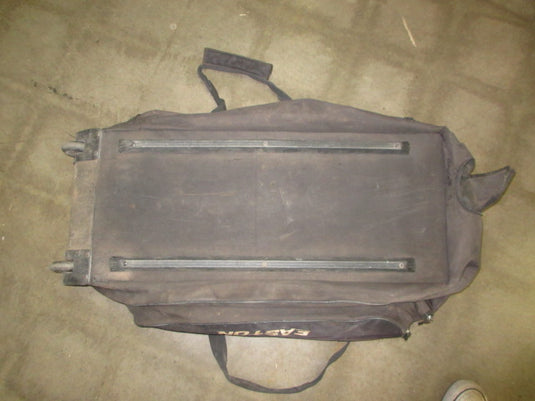 Used Easton E100G Equipment Bag