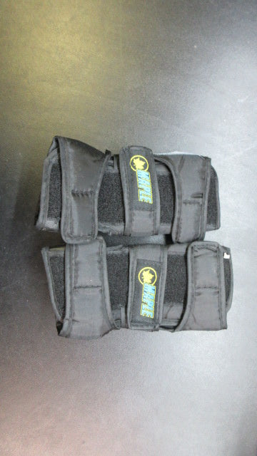 Used Bravo Sports Maple Wrist Guards Youth - Black