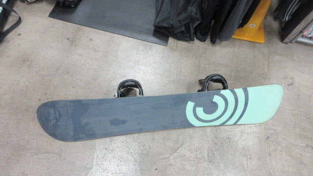 Load image into Gallery viewer, Used Burton Custom Snowboard 151cm W/ Salomon Bindings
