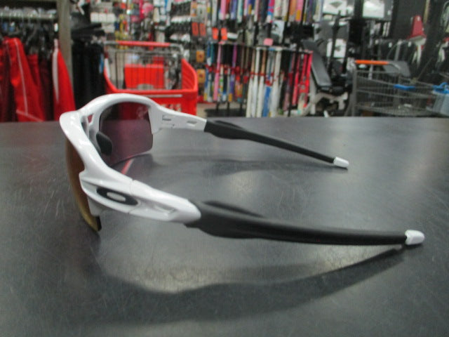 Load image into Gallery viewer, Used Oakley Flak 2.0 White/Black Sunglasses

