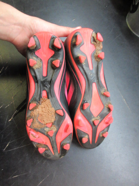 Load image into Gallery viewer, Used Adidas Goletto Soccer Cleats - Size 3
