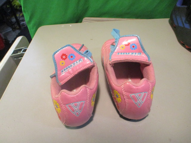 Load image into Gallery viewer, Used Vizari Size 10C Soccer Cleats
