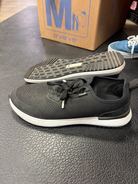 Used True Wanderlux Golf Shoes Size 11.5