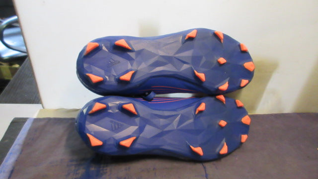 Load image into Gallery viewer, Used Adidas Predator Soccer Cleats Youth Size 5.5
