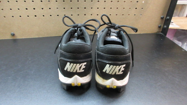 Load image into Gallery viewer, Used Nike Hyper Diamond Softball Cleats - Size 8
