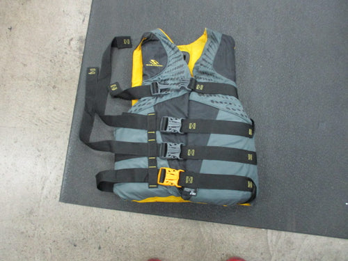 Used Stearns Adult 2XL/3XL Life Jacket