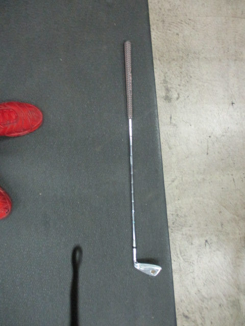 Load image into Gallery viewer, Used Wilson 2100 Laura Baugh Ladies 7 iron - RH
