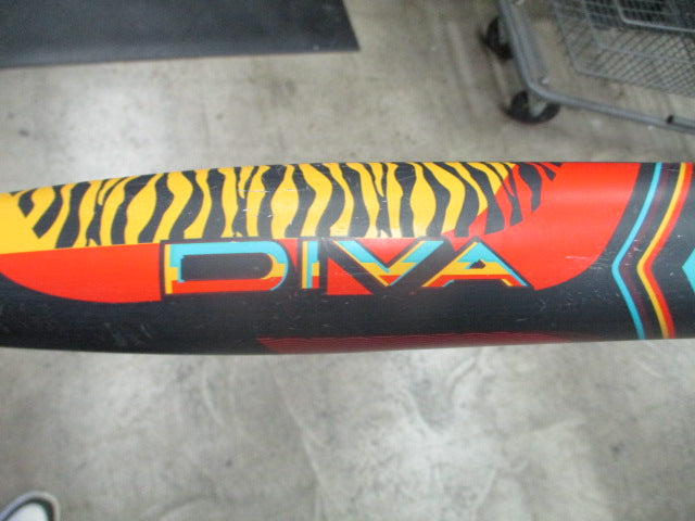 Load image into Gallery viewer, Used Louisville Slugger Diva (-11.5) 28" USSSA Fast Pitch Softball Bat
