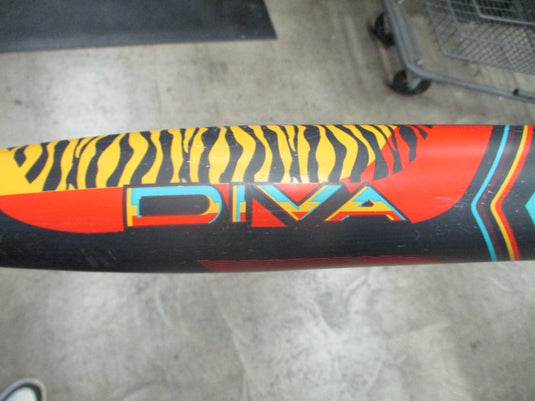 Used Louisville Slugger Diva (-11.5) 28" USSSA Fast Pitch Softball Bat