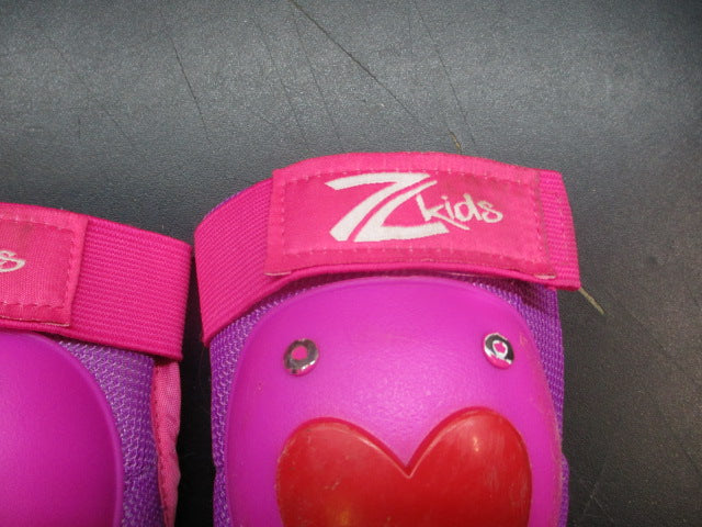 Load image into Gallery viewer, Used Z-Kids Pink &amp; Pretty Knee Pads - Youth
