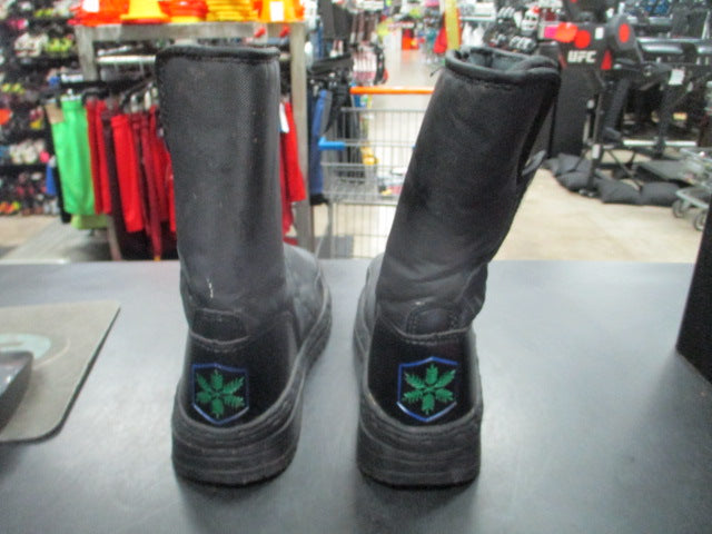 Load image into Gallery viewer, Used Rugged Exposure Snow Boots Size 8
