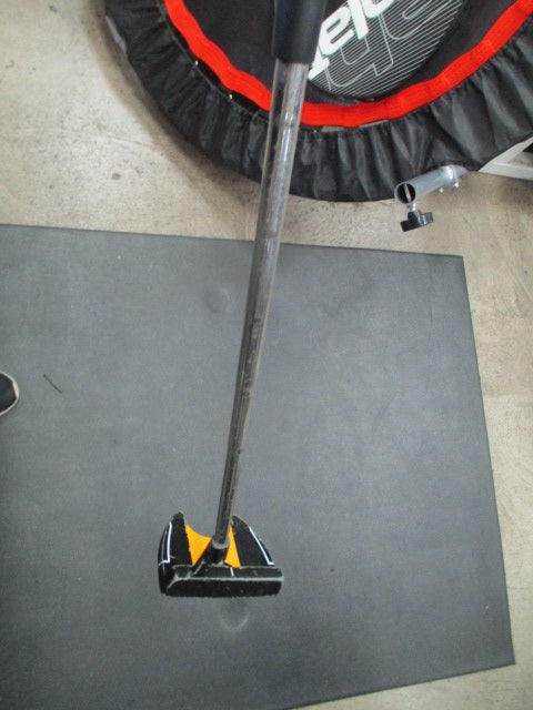 Load image into Gallery viewer, Used Top Flite XLJ 26&quot; Junior Putter - LH
