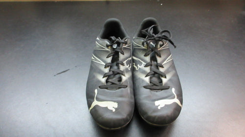 Used Puma Soccer Cleats - Size 6